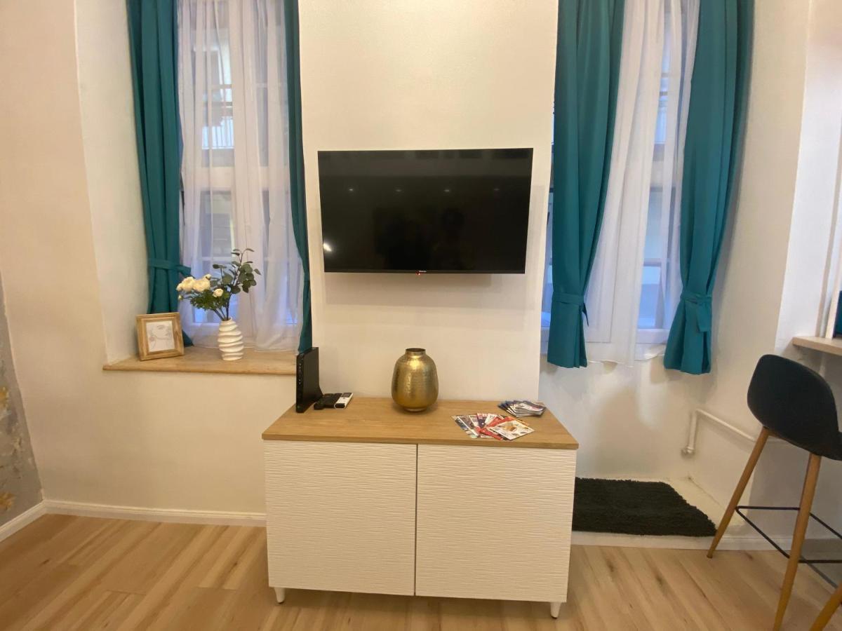Szuper kis designlakás Budapest szívében Kültér fotó