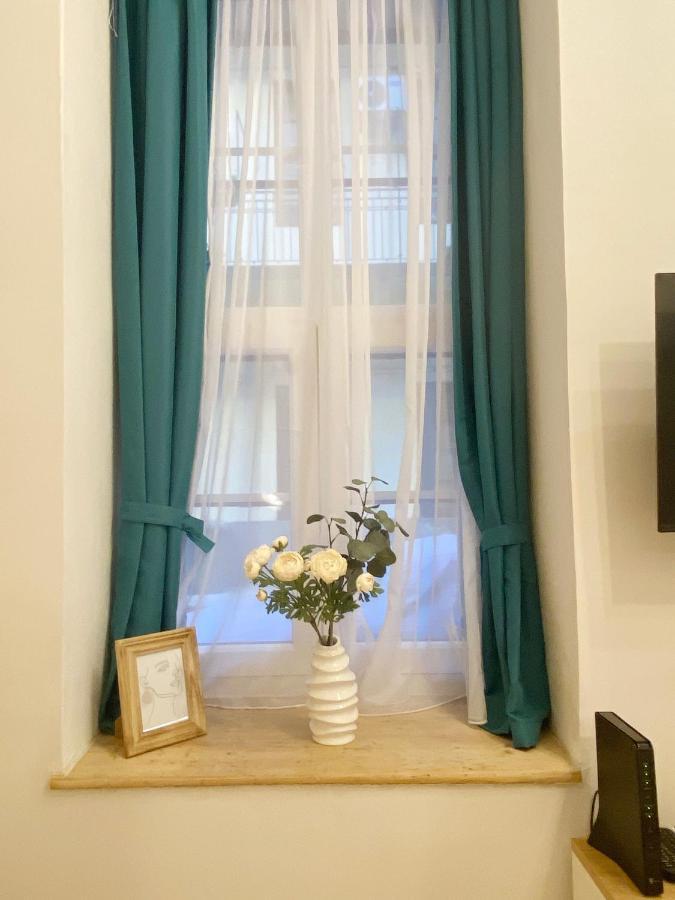 Szuper kis designlakás Budapest szívében Kültér fotó